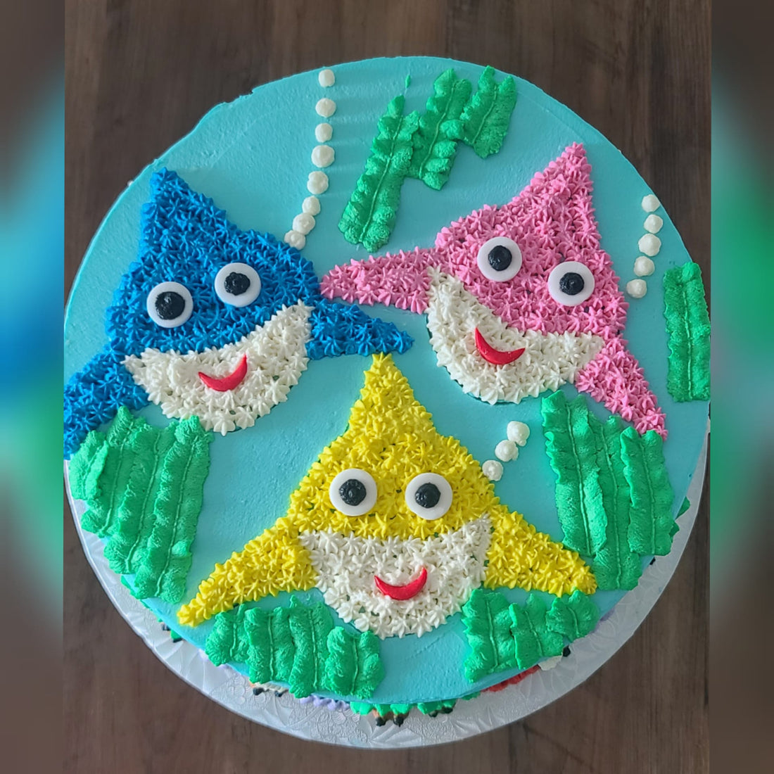 Baby Shark - Cake Design