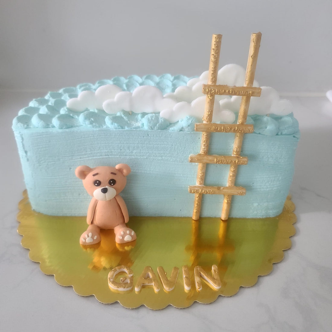 Halfway There - Cake Design
