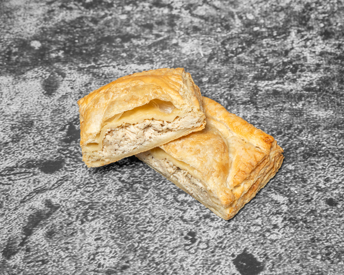 CREAMY CHICKEN PUFFS