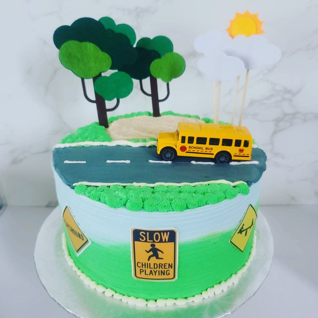 School Bus - Cake Design