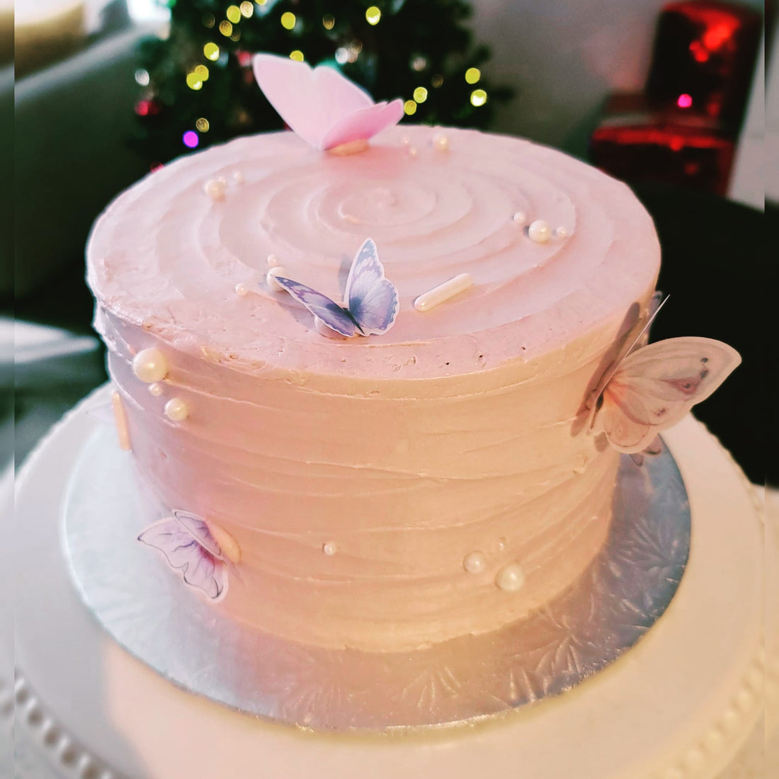 Serene Butterfly - Cake Design